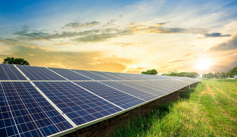 Rinnovabili: MASE, al via lo sportello PNRIC per gli investimenti delle imprese nel fotovoltaico